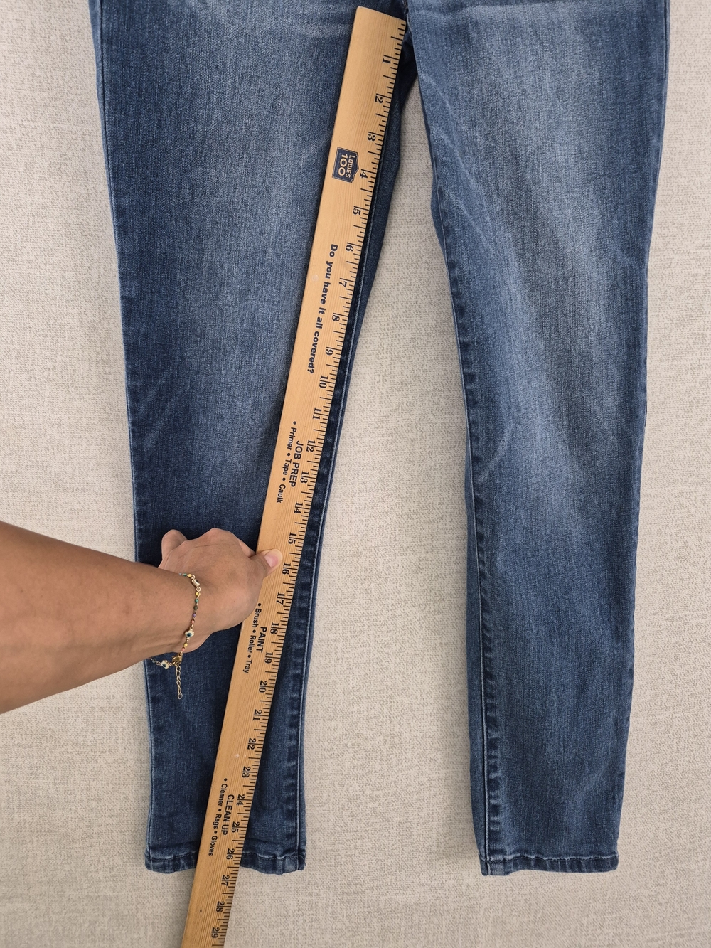 Democracy “Ab”solution jeans in a classic medium/light blue wash. SKU0267 - Picture 7 of 16